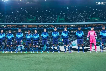 Manchester City Line up before a match